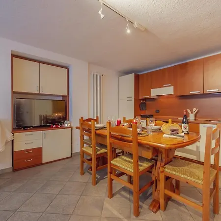 La Leitery Du Mont Blanc 1 - Comfort E Posto Auto - Cour 0140 Apartman *