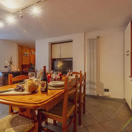 La Leitery Du Mont Blanc 1 - Comfort E Posto Auto - Cour 0140