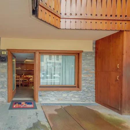 Apartment La Leitery Du Mont Blanc 1 - Comfort E Posto Auto - Cour 0140 Courmayeur